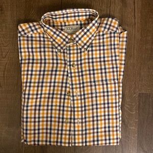 Men’s long sleeve button down shirt